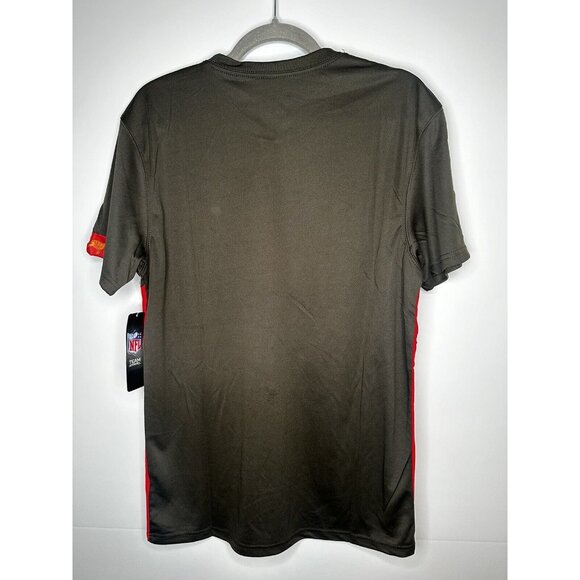 Tampa Bay Buccaneers Athletic T Shirt Breathable New Men's Medium $40 MSRP - Picture 3 of 4